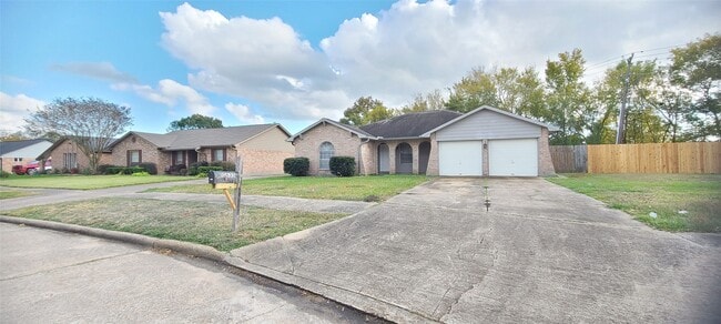 Photo - 10635 Tenneta Dr