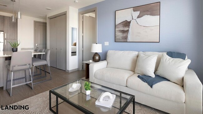 Building Photo - 101 S Center St