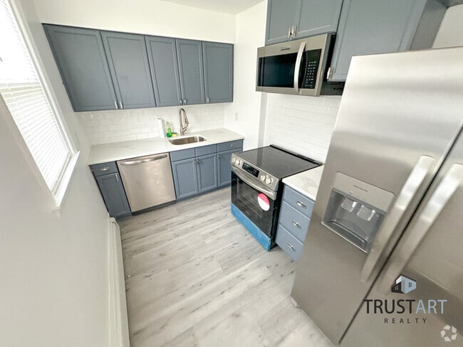 Building Photo - 3 Bedroom house in Oxford Circle, North Ea...