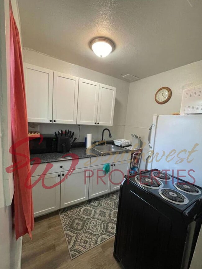 Photo - Your own private 1 bedroom oasis!