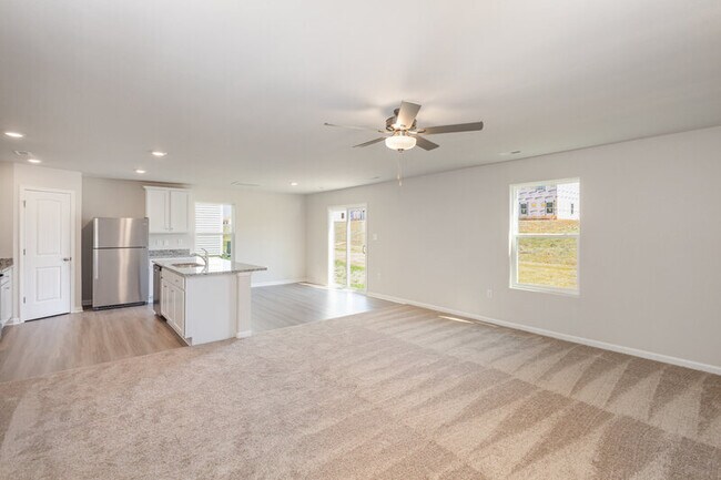Photo - 1538 Nia Rd