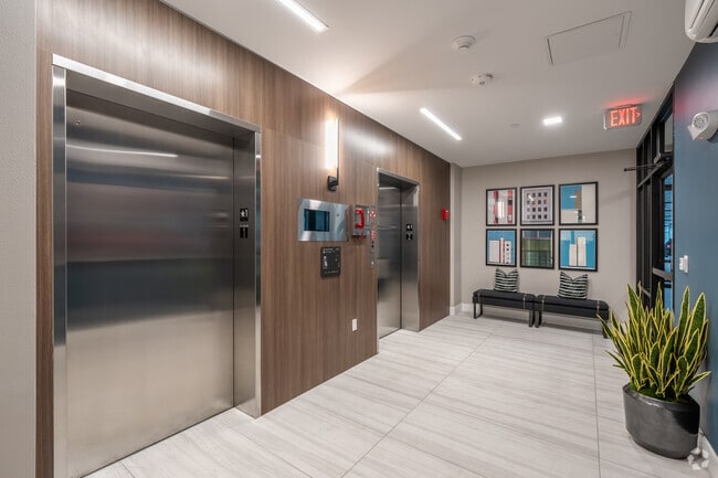 Lobby Elevators - Nuovo Apartments
