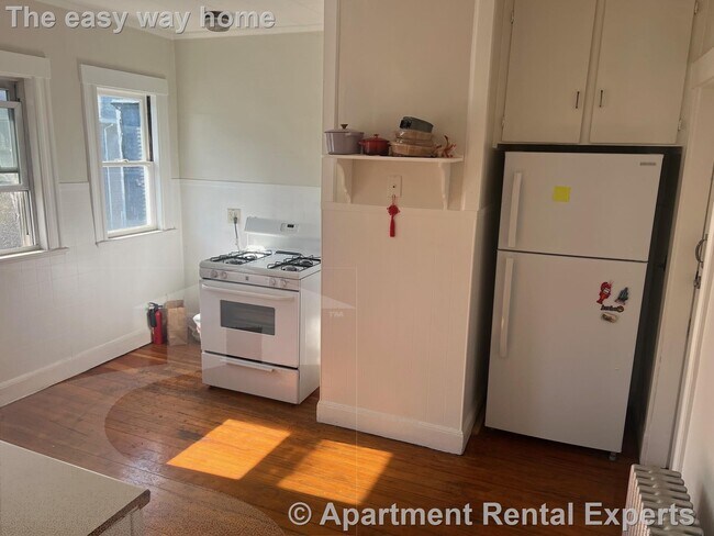 Photo - 73 Frederick Ave Unit #2