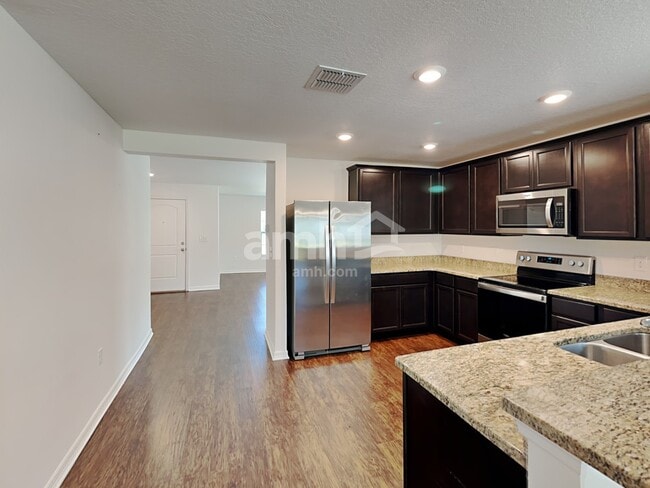 Photo - 1120 Brenton Leaf Dr