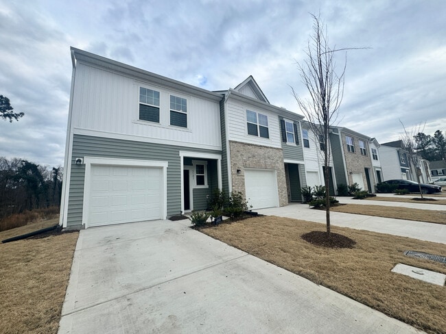 Room in Townhome on Primo Dr