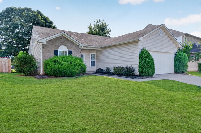 Photo - Charming 3-Bedroom Ranch in Avon!