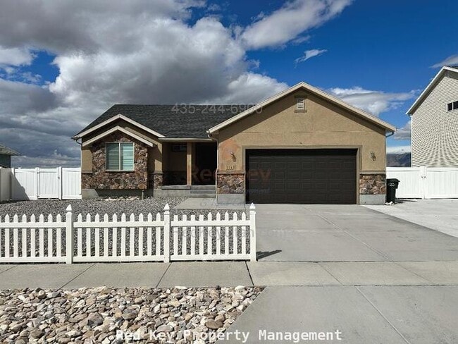 Building Photo - 2300 N Single Family Home