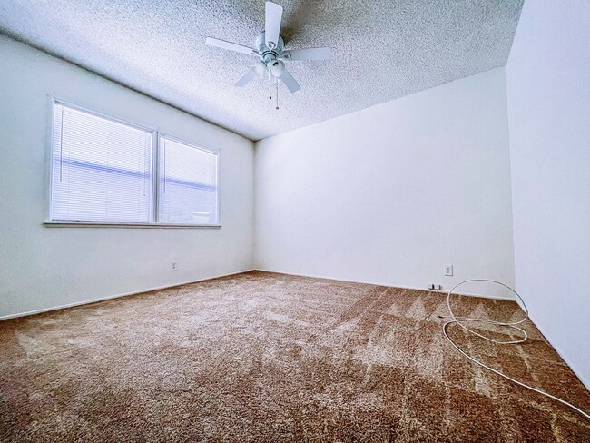 Photo - 17905 Crenshaw Blvd Unit B