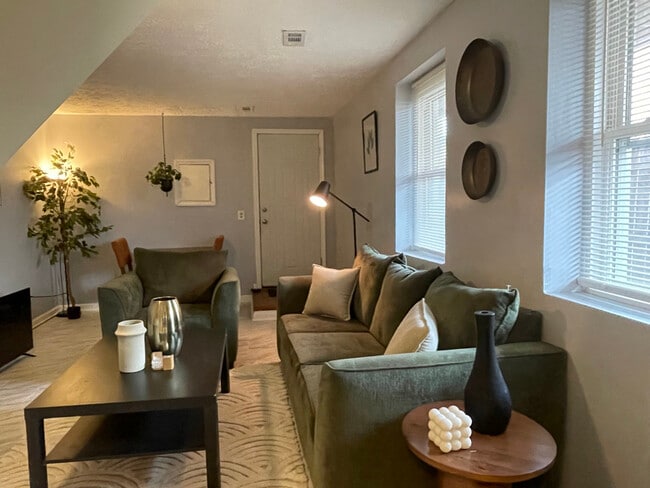 Photo - 888 W Lombard St Unidad B