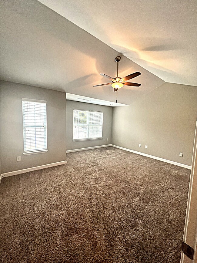 Photo - 620 Friendway Rd