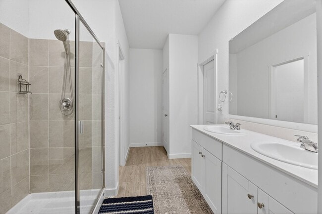 Photo - 7025 English Elm Trl