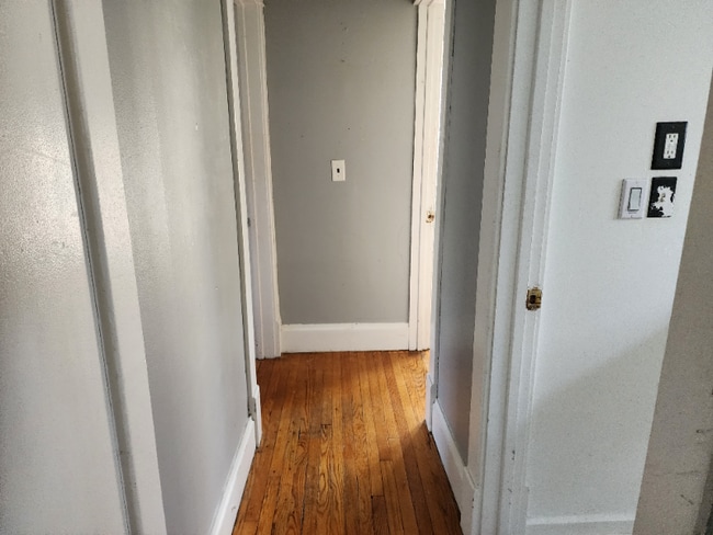 Photo - 720 N Park St Unidad 3