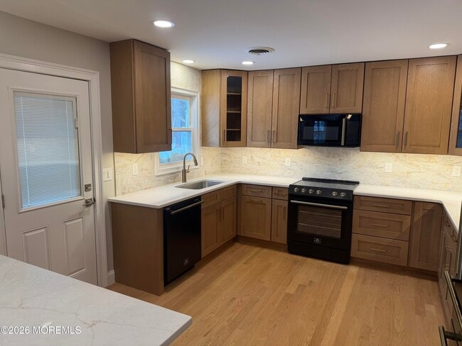 Photo - 8A Canton Dr