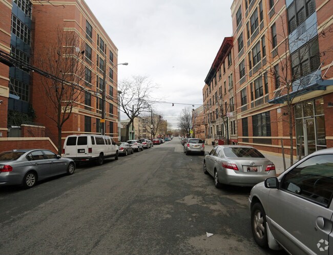 Photo - The Lenniger Residences