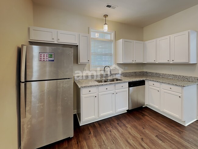 Photo - 11234 Heritage Green Dr