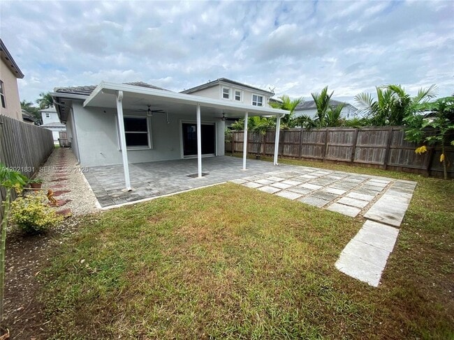 Photo - 273 SE 31st Ave