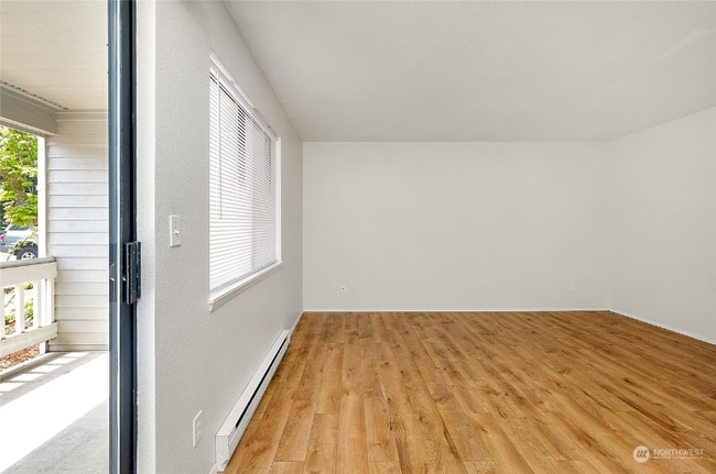Photo - 4410 NW Wedgewood Ln Unidad 1