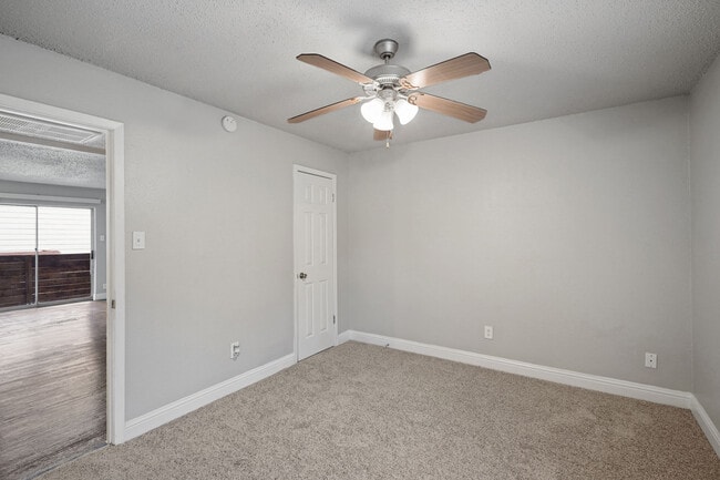 Building Photo - Hadley at Bellmar Rental