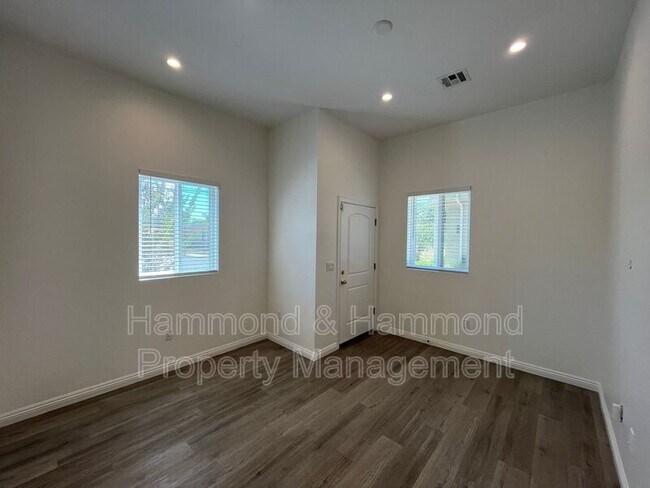 Photo - 12680 Bradley Ave