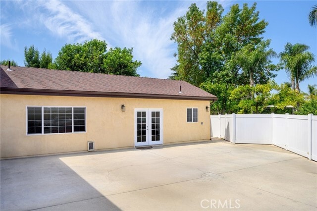 Photo - 9814 Noble Ave Townhome