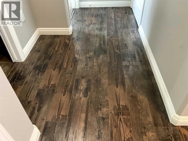 Photo - 7411-7429 29 th St