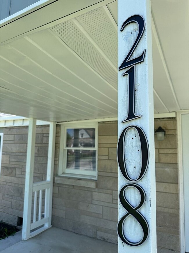 Photo - Backyard Nights & Front Porch Mornings — Cozy 3BR Brick Ranch in Fairlawn