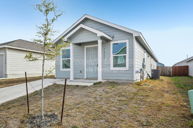 Photo - 7228 Pasture Run