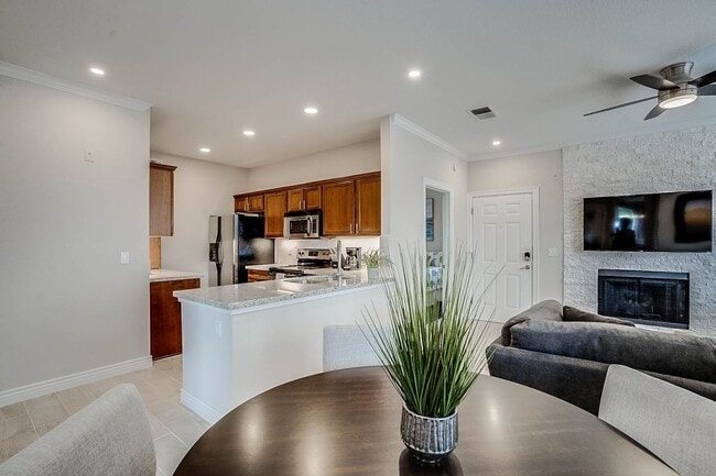 Photo - Furnished Rental - 3 Month Minimum Unit 1150