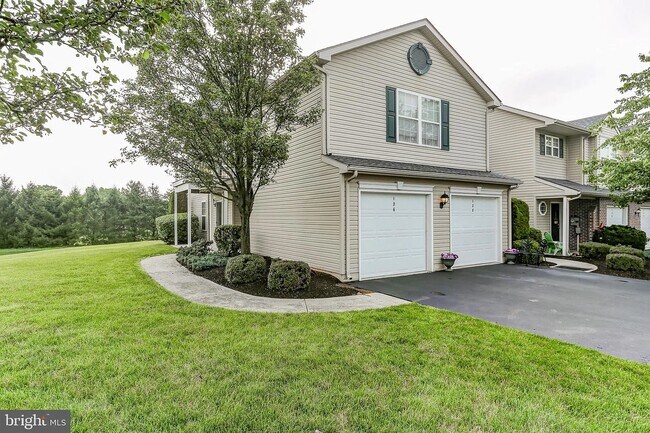 Photo - 126 Sparrow Rd Unit 1