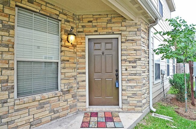 Photo - 12225 Medina Lake Dr