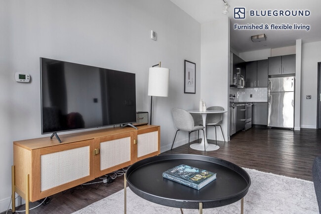 Photo - 300 Harrison Ave Unidad FL2-ID952