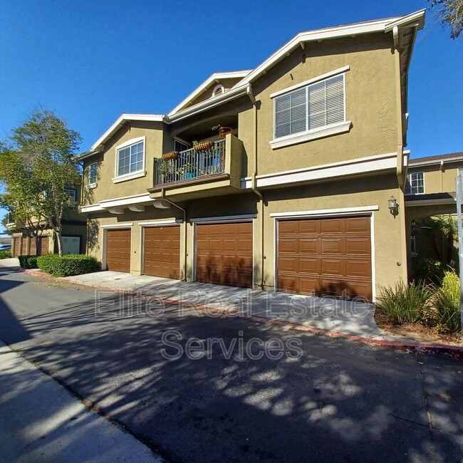 Photo - 2039 Azure Cove Townhome