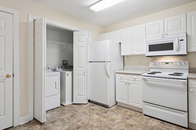 Photo - 3be/3ba Apartment Near Duke's Medical/Research Campus. Unit C31