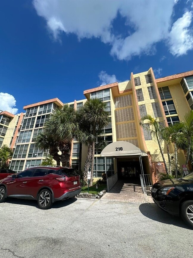 Building Photo - 210 172nd St Unit 227 Rental