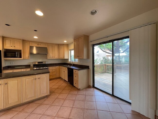 Photo - 2134 Candelero St