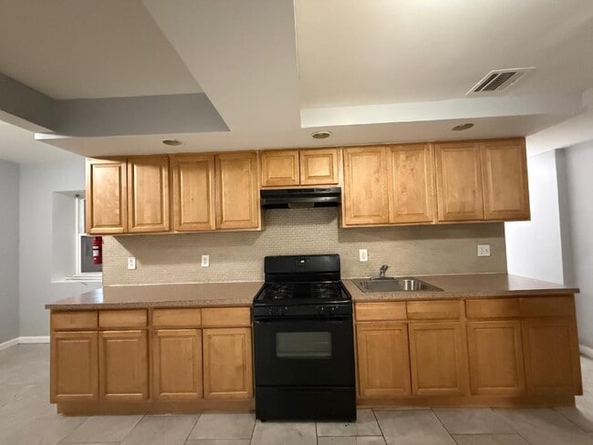 Building Photo - 53 Osborne Terrace