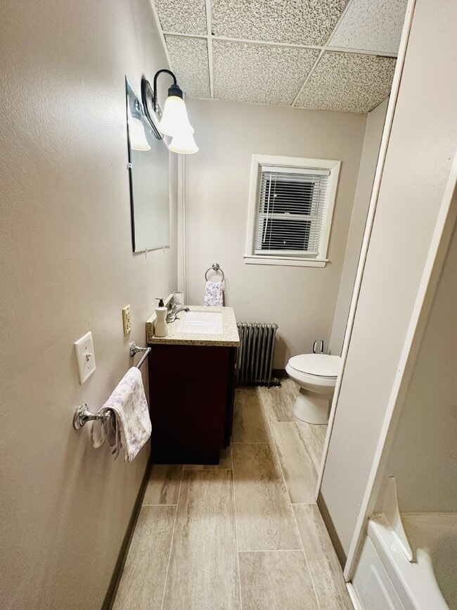 Photo - 12 Marshall St Unit 1R