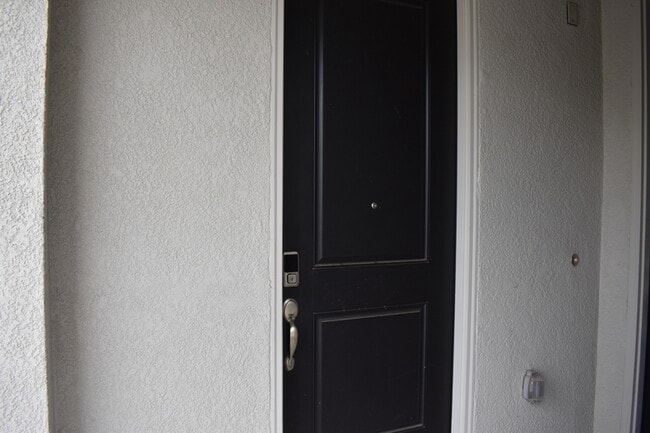 Photo - 8168 Oxbow Landing Loop