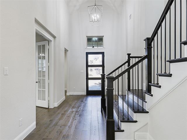 Photo - 8473 Gerbera Daisy Rd