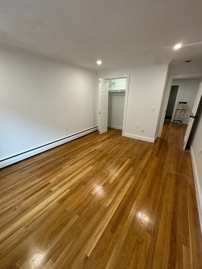 Photo - 197 Kent St Unit 34