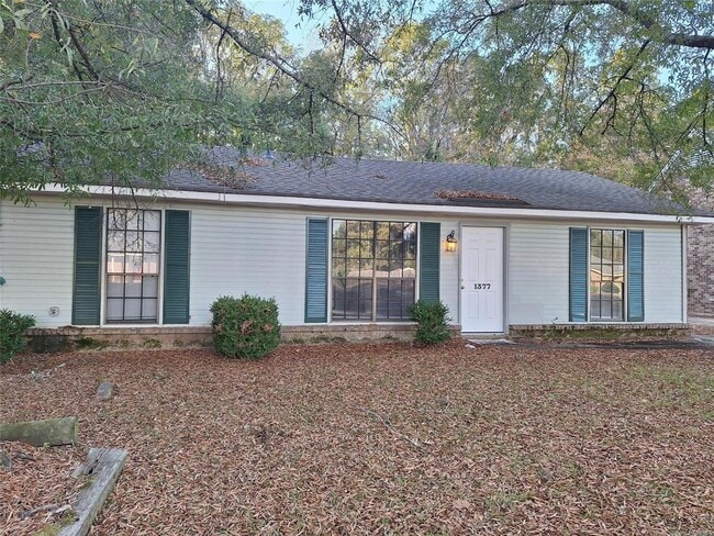 Photo - 1377 Dunbarton Rd