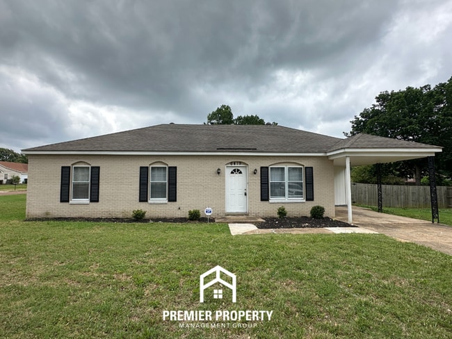 Building Photo - Charming 3BR/2BA in Bartlett | Hardwood Floors & Spacious Fenced Backyard