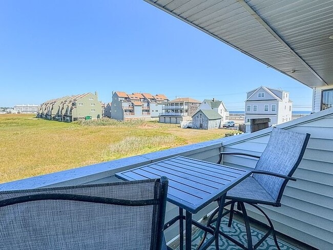 567 Ocean Blvd Unit 112