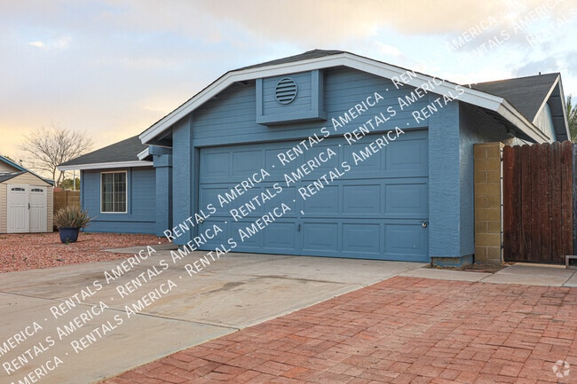 Building Photo - 324 S Rita Ln Rental