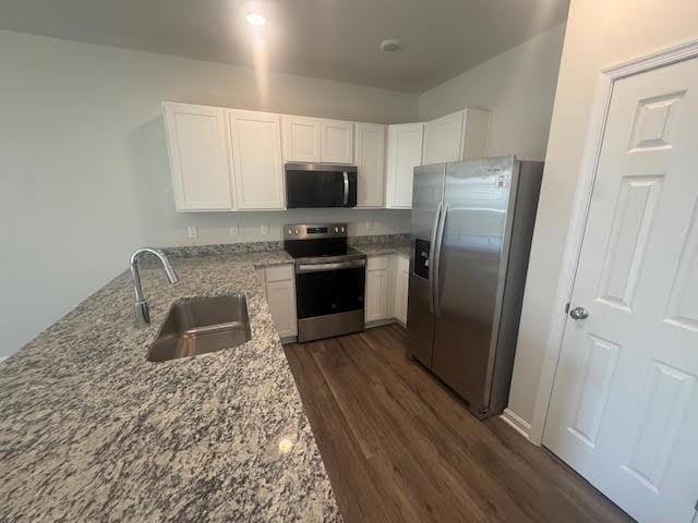 Photo - 1/2 Off First Month's Rent with move-in by 12/19 "Spacious 3-Bedroom Townhouse Retreat in Luray w...