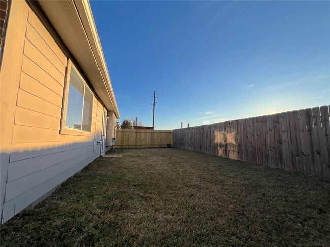 Photo - 5535 Bear Paw Cir