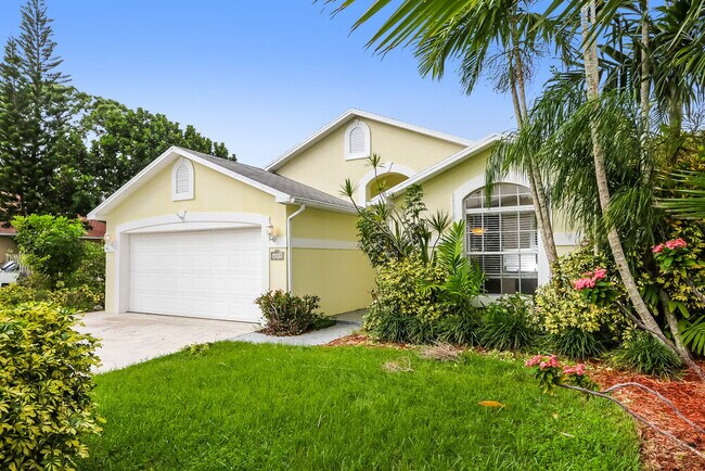 Photo - 6285 Lauderdale St