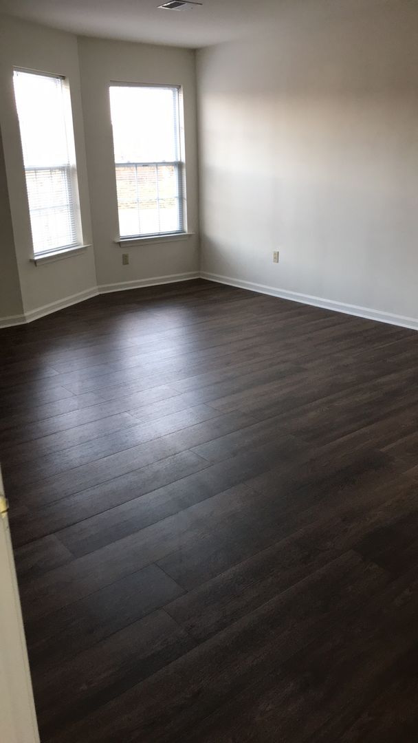 Photo - Spring Creek Apartments