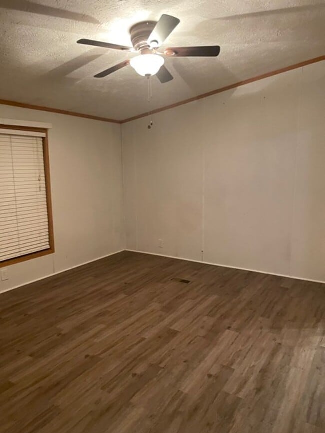 Photo - 1298 Crume Rd