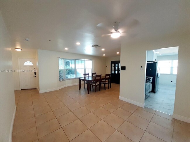 Photo - 2109 N Park Rd